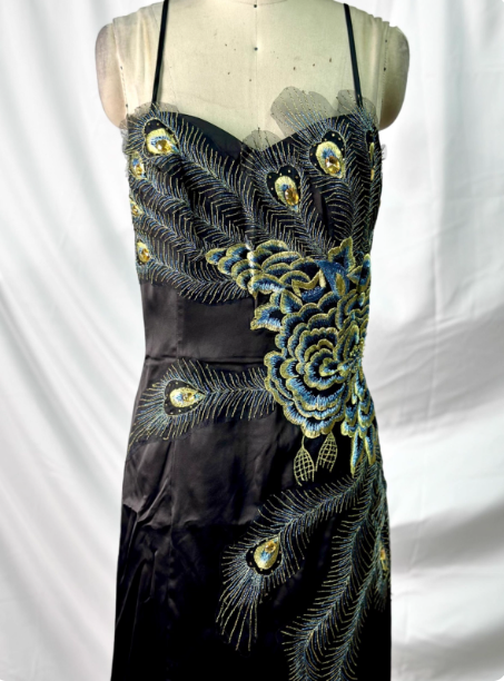 Vintage Black Peacock Feather Embroidered Slim-Fit Satin Long Classy Prom Dress Secondary image