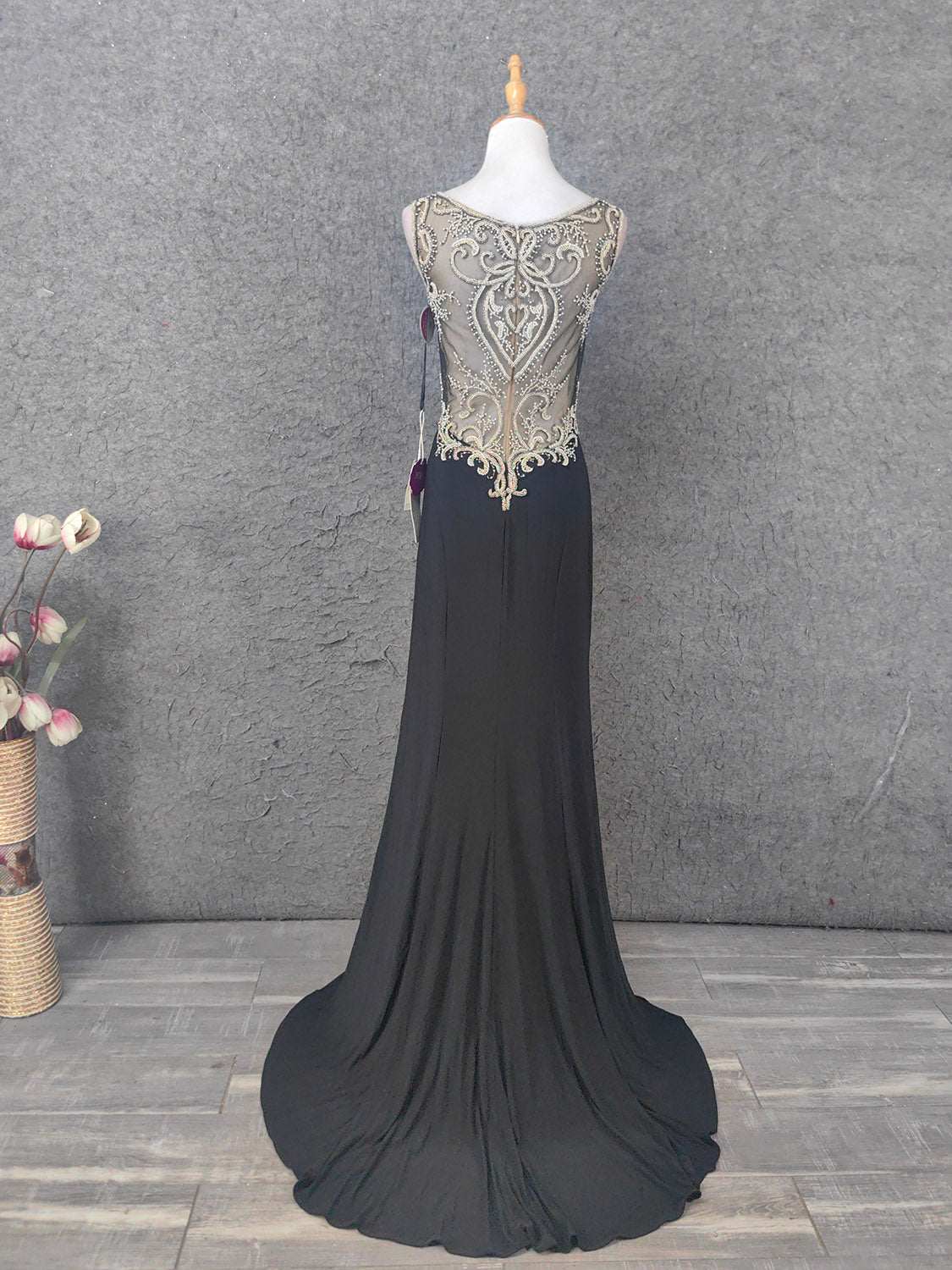 Vintage Black V-Neck Beaded Chiffon Long Classy Prom Dress