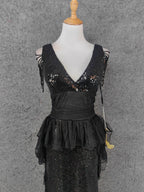 Vintage Black V-Neck Tassel Sequin Tulle Long Classy Prom Dress