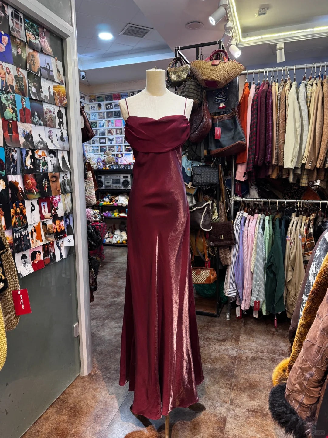 Vintage Burgundy Spaghetti Strap Halter Neck Satin Long Classy Prom Dress Main image
