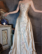 Vintage Champagne Gold A-Line Strapless Embroidered Satin Train Classy Prom Dress