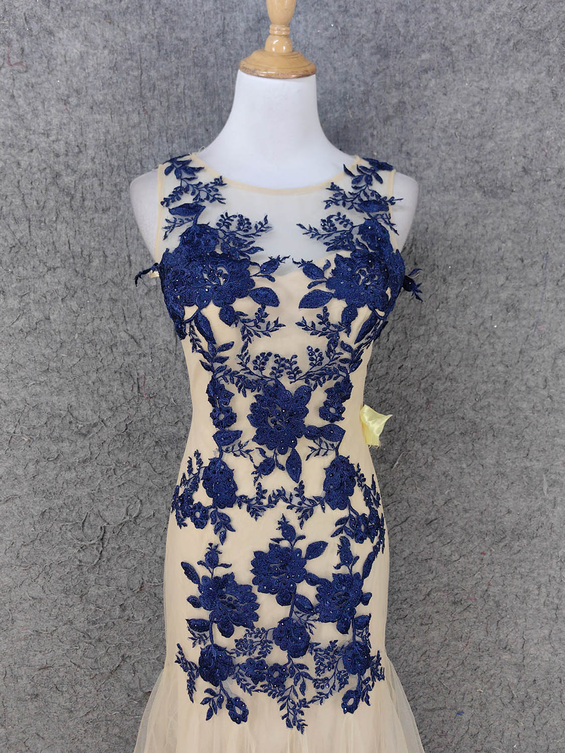Vintage Cream Navy Mermaid Crew Neck Sleeveless Embroidered Tulle Long Classy Prom Dress