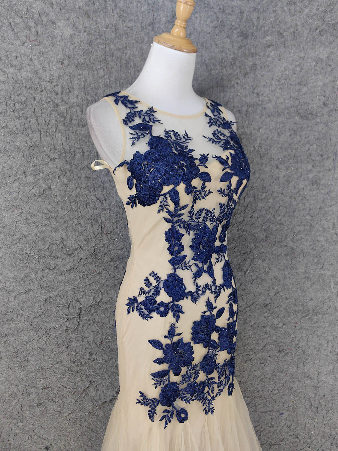 Vintage Cream Navy Mermaid Crew Neck Sleeveless Embroidered Tulle Long Classy Prom Dress