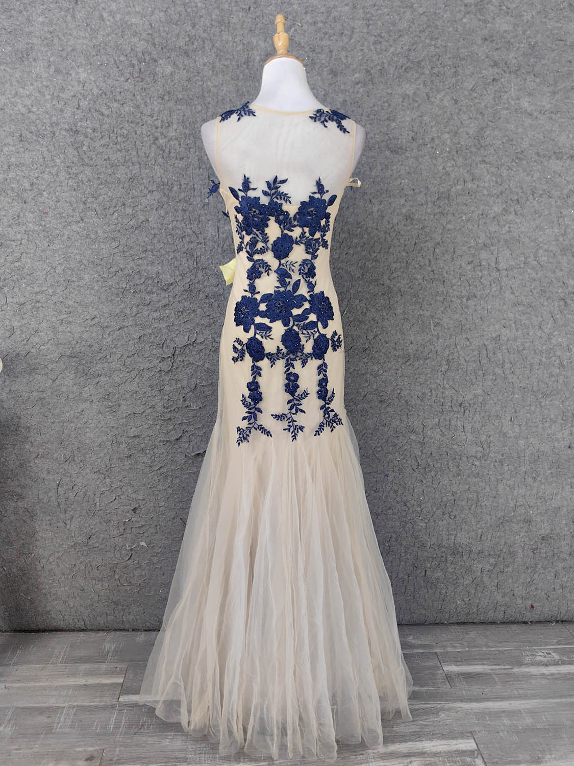 Vintage Cream Navy Mermaid Crew Neck Sleeveless Embroidered Tulle Long Classy Prom Dress