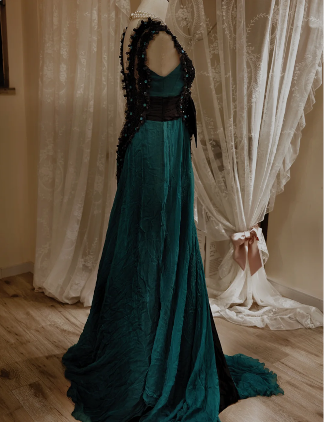 Vintage Dark Green A-Line V-Neck Bow Beaded Chiffon Long Classy Prom Dress