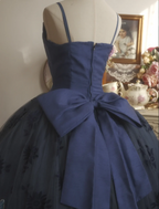 Vintage Elegant Navy Blue Bow Embroidered Train Tulle Ball Gown Prom Dress Sweet 16 Dress