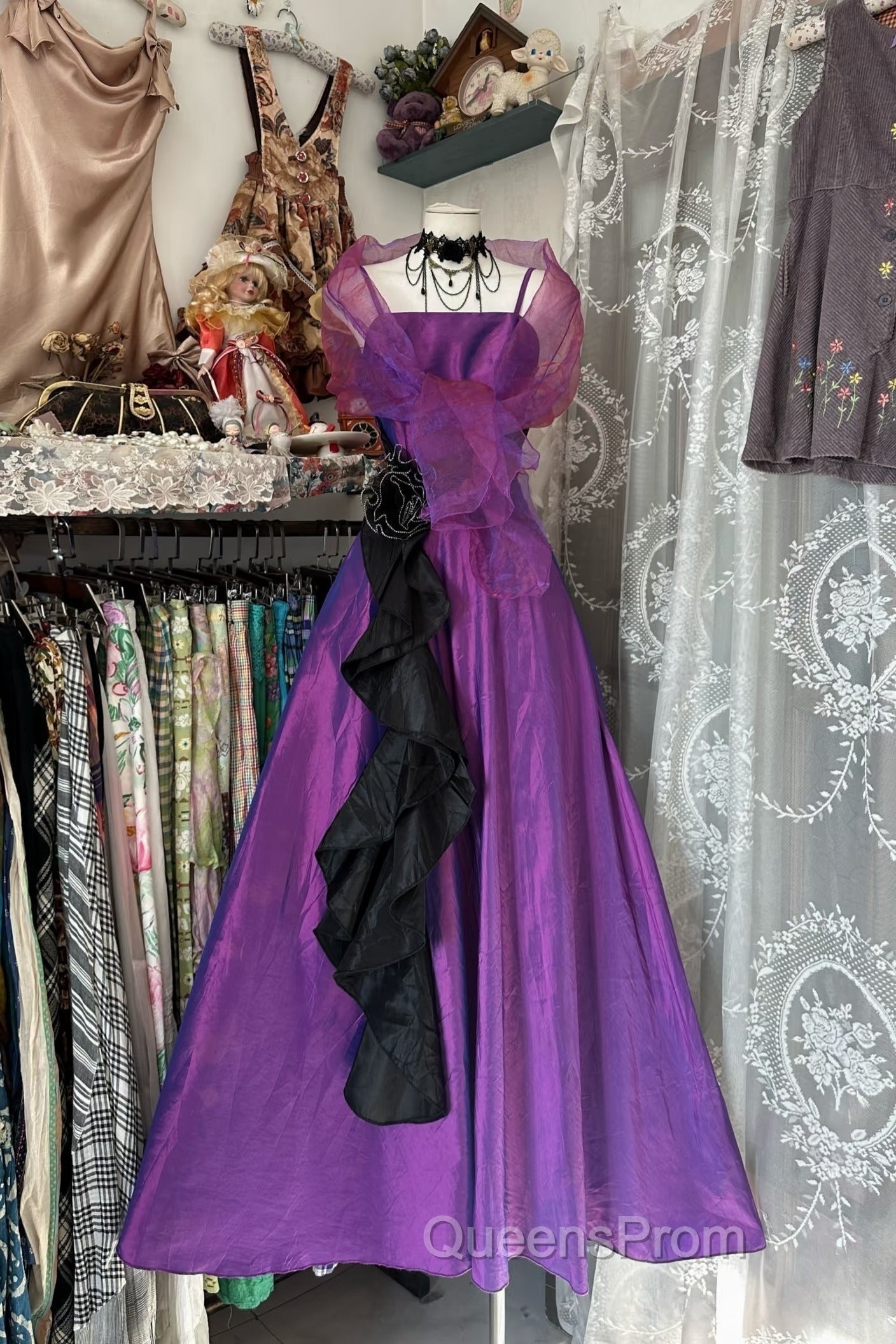 Vintage Fashion A Line Spaghetti Straps Grape Floor Length Evening Dress Evening Prom Dress Secondary image