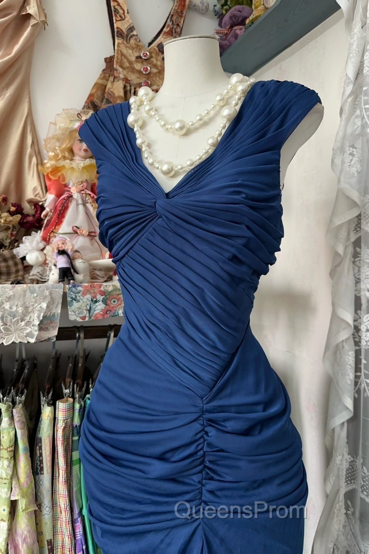 Vintage Fashion Mermaid V Neckline Navy Blue Floor Length Evening Dress Evening Prom Dress Secondary image