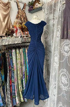 Vintage Fashion Mermaid V Neckline Navy Blue Floor Length Classy Evening Dress Classy Prom Dress