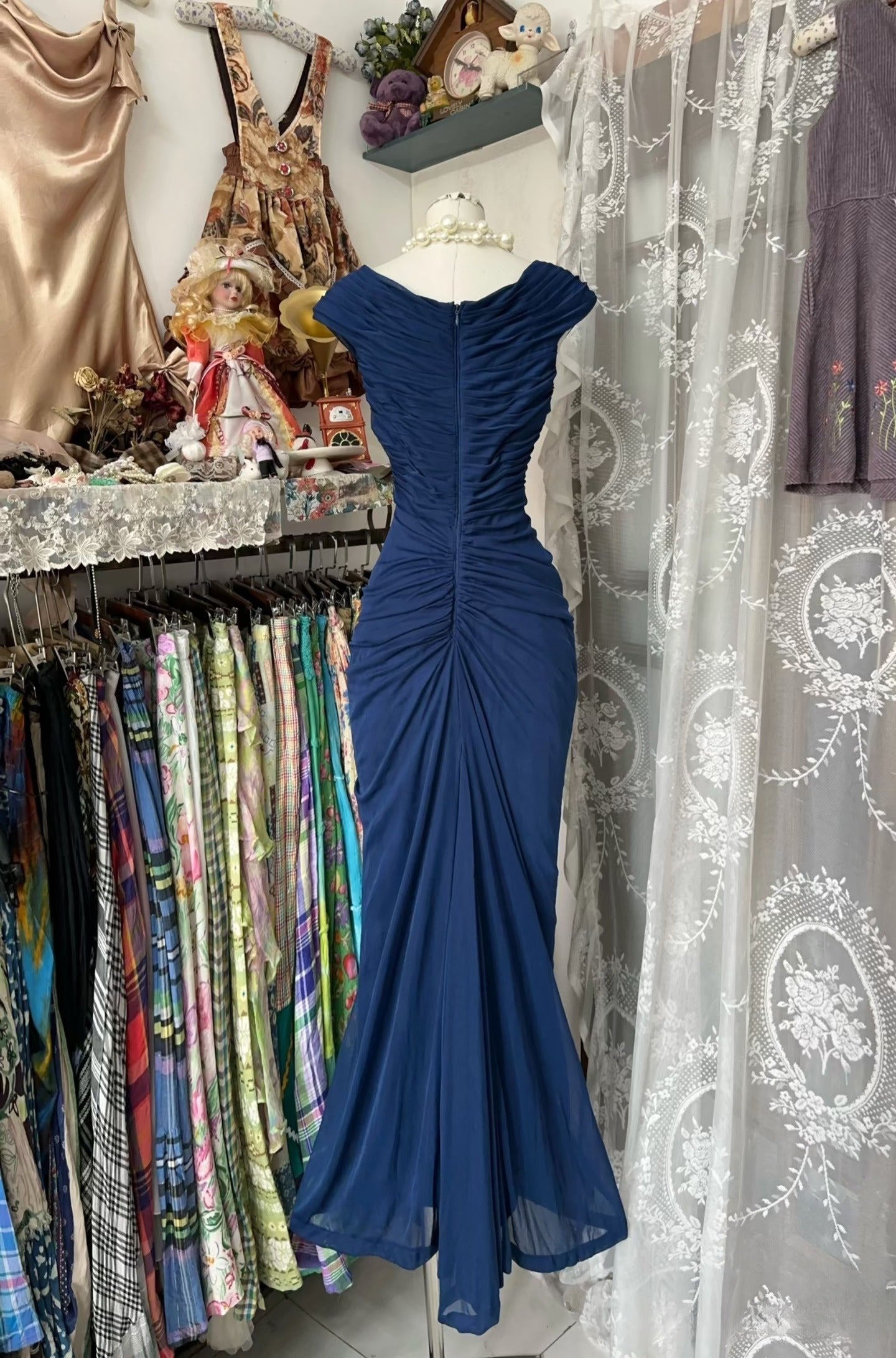 Vintage Fashion Mermaid V Neckline Navy Blue Floor Length Classy Evening Dress Classy Prom Dress
