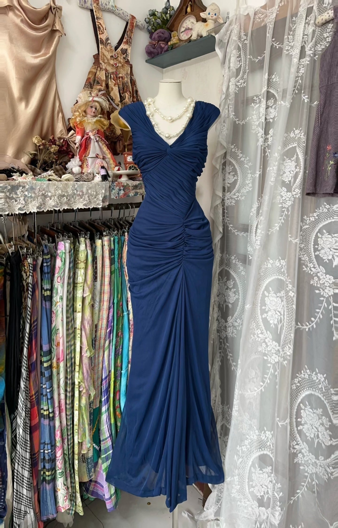 Vintage Fashion Mermaid V Neckline Navy Blue Floor Length Classy Evening Dress Classy Prom Dress Main image