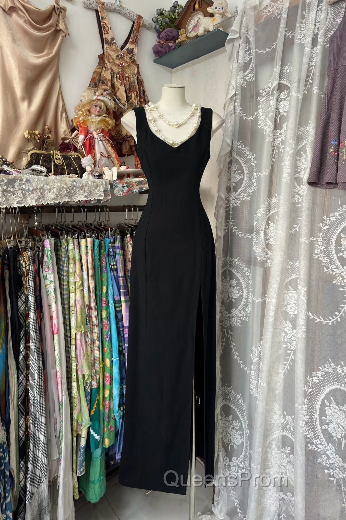 Vintage Fashion Sheath Straps Black Slit Floor Length Evening Dress Evening Prom Dress