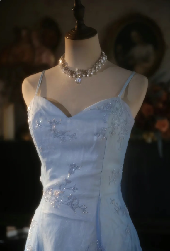 Vintage Gradient Light Blue A-Line Spaghetti Strap Beaded Tulle Long Classy Prom Dress