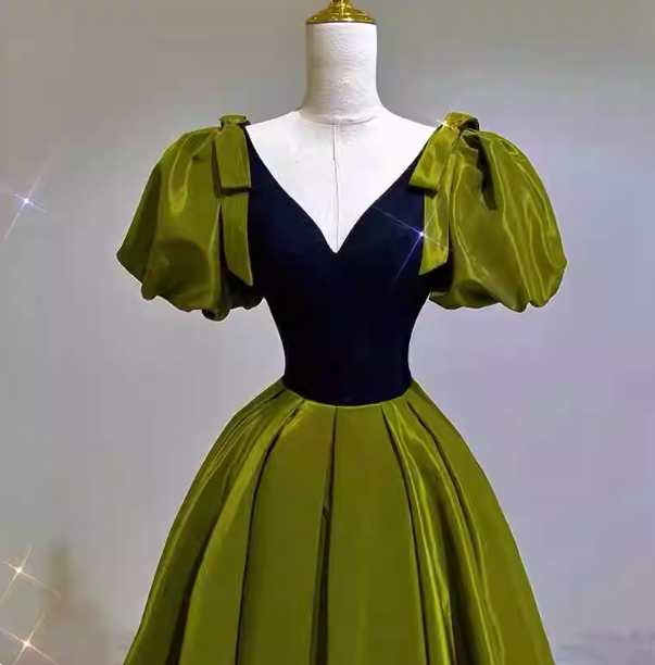 Vintage Green A-Line V-Neck Puff Sleeve Satin Long Classy Prom Dress