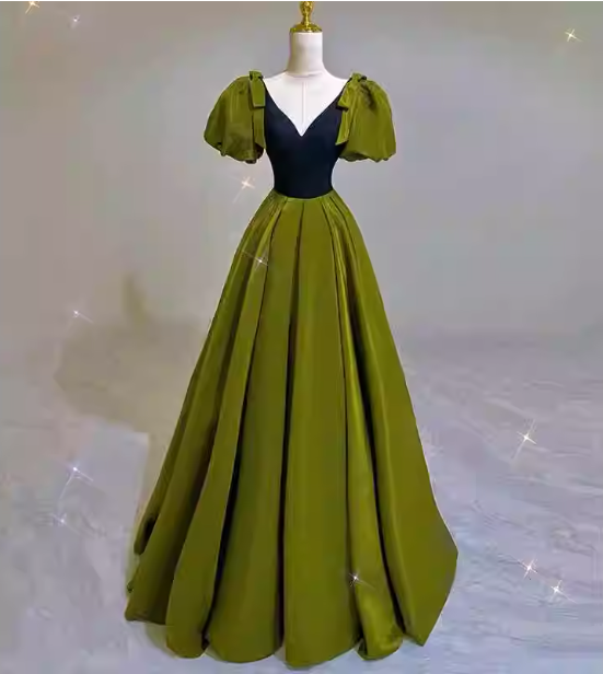 Vintage Green A-Line V-Neck Puff Sleeve Satin Long Classy Prom Dress Main image