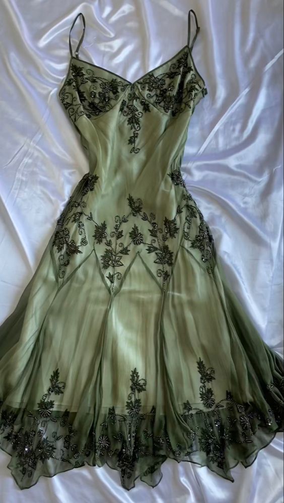 Vintage Green Emerald Maxi Dress Embroidered Crystals Floral Classy Prom Dress Main image