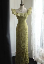 Vintage Green Fitted Off-Shoulder Ruffled Chiffon Long Classy Prom Dress