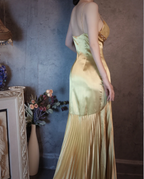 Vintage Green Mermaid Deep V-Neck Pleated Satin Long Classy Prom Dress