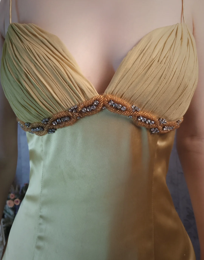 Vintage Green Mermaid Deep V-Neck Pleated Satin Long Classy Prom Dress