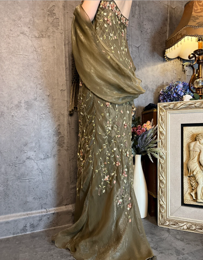 Vintage Green Mermaid Spaghetti Strap Deep V-Neck 3D Floral Embroidery Long Classy Prom Dress