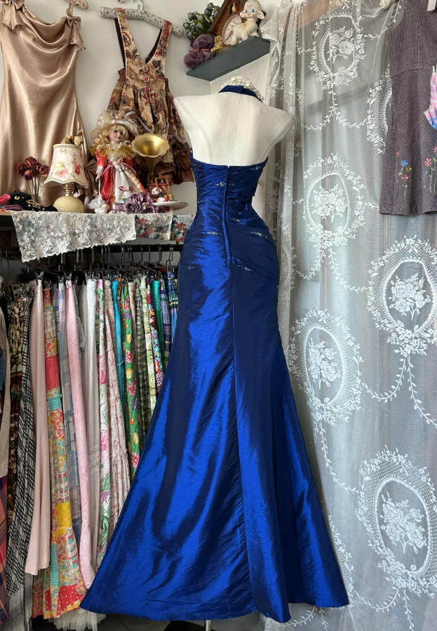 Vintage Halter Sheath Long Classy Prom Dress Beaded Satin Blue Classy Evening Dress Sleeveless Birthday Dress