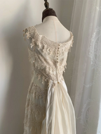 Vintage Ivory Fitted Lace Train Classy Prom Dress Wedding Dress