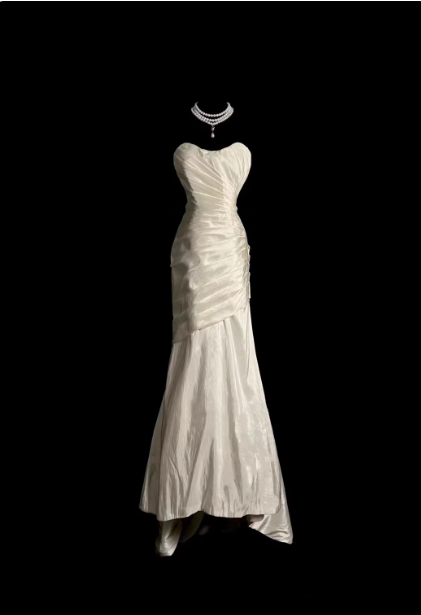 Vintage Ivory Mermaid Strapless Ruched Satin Long Classy Prom Dress Main image