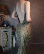 Vintage Luxury Green Mermaid Deep V-Neck Beaded Embroidered Chiffon Long Classy Prom Dress