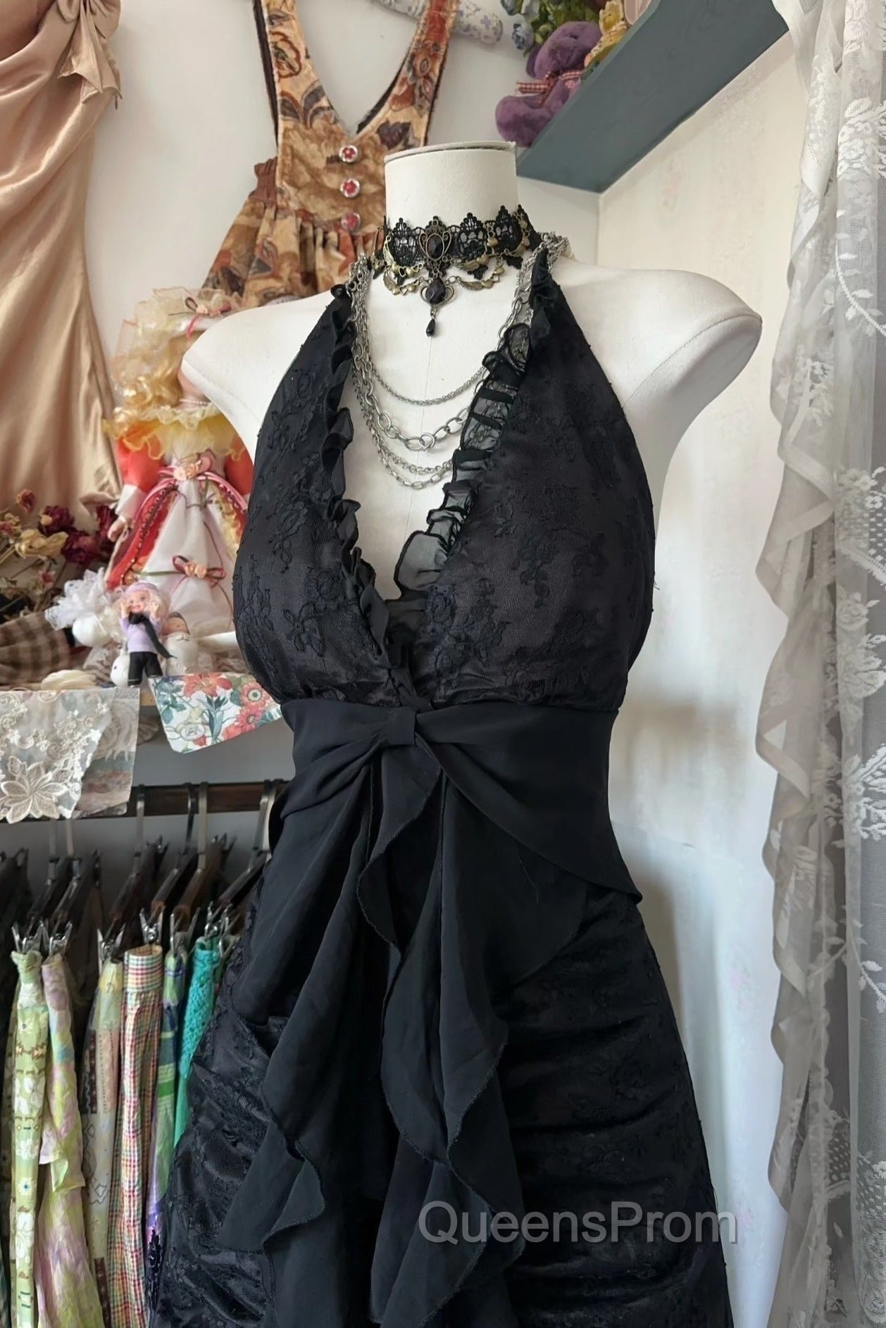 Vintage Mermaid Halter Sleeveless Long Black Lace Evening Dress Evening Prom Dress