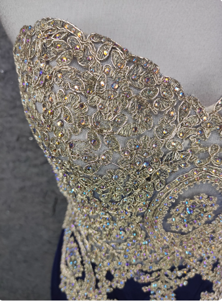 Vintage Navy Blue Sweetheart Neck Lace Rhinestone-Embellished Tulle Long Classy Prom Dress