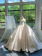 Vintage Palace Ivory Long Sleeve Lace V-Neck Satin Floor-Length Ball Gown Wedding Dress