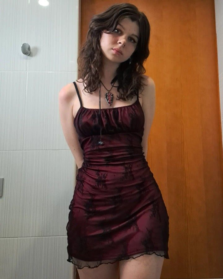 Vintage Spaghetti Straps Burgundy Sheath Cocktail Dress Short Party Gown Homecoming Dress Main image