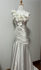 Vintage White Mermaid One-Shoulder Neckline Petal Pleated Satin Long Classy Prom Dress