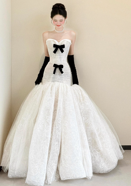 Vintage White Mermaid Sweetheart Neck Bow Lace Tulle Wedding Dress Secondary image