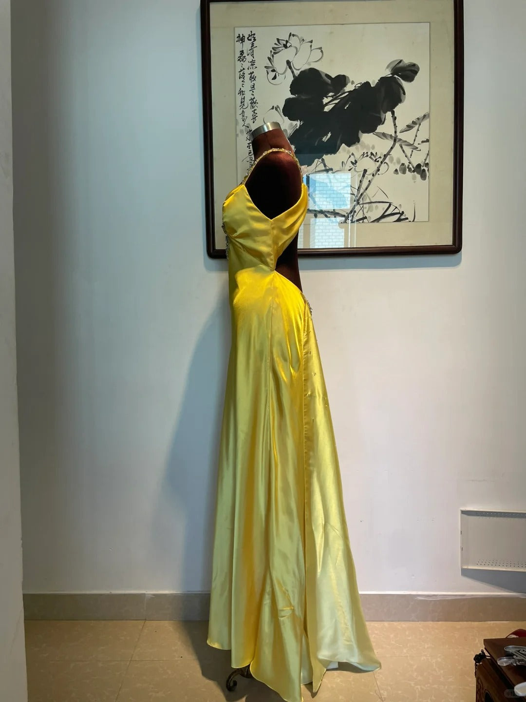 Vintage Yellow Fitted Halter Neck Satin Long Classy Prom Dress Bridesmaid Dress