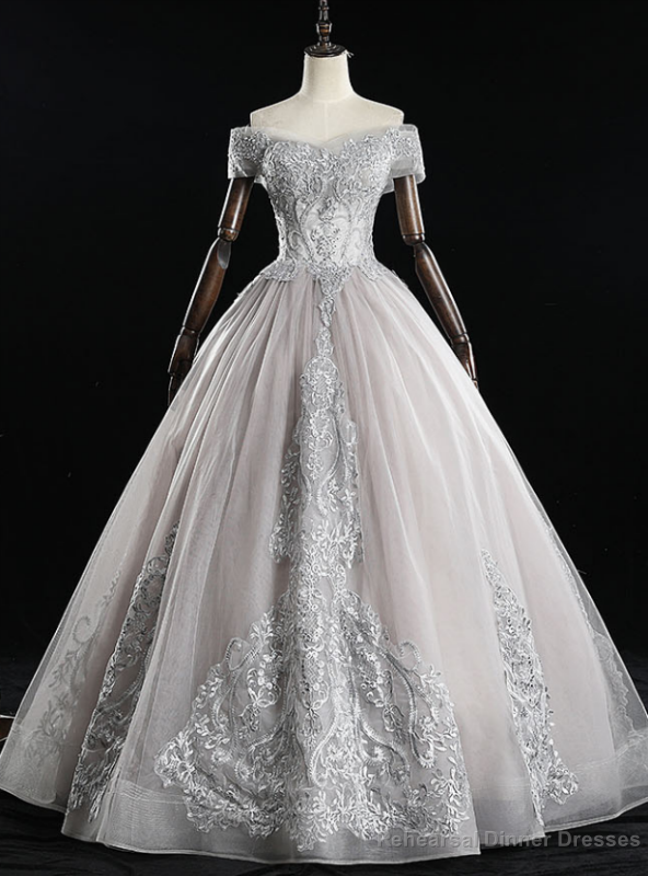 We Provide Gray Tulle Appliques Off the Shoulder Quinceanera Dress Main image