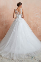 White Ball Gown Tulle Lace Appliques Sweetheart Sequins Wedding Dresses