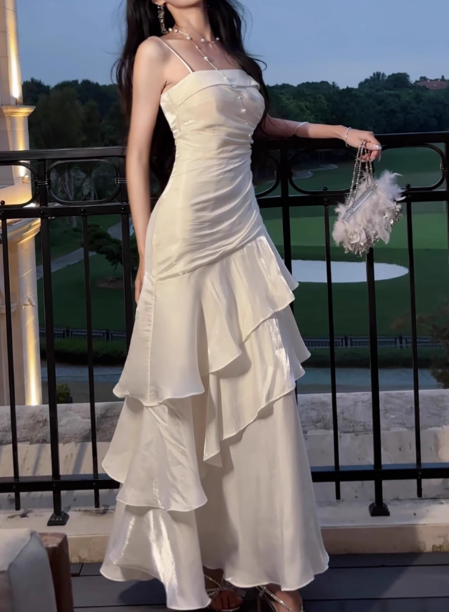 Vintage-Inspired Birthday Party Dress Under $160 White Ruffled Layered Fairytale Graduation Classy Prom Dress