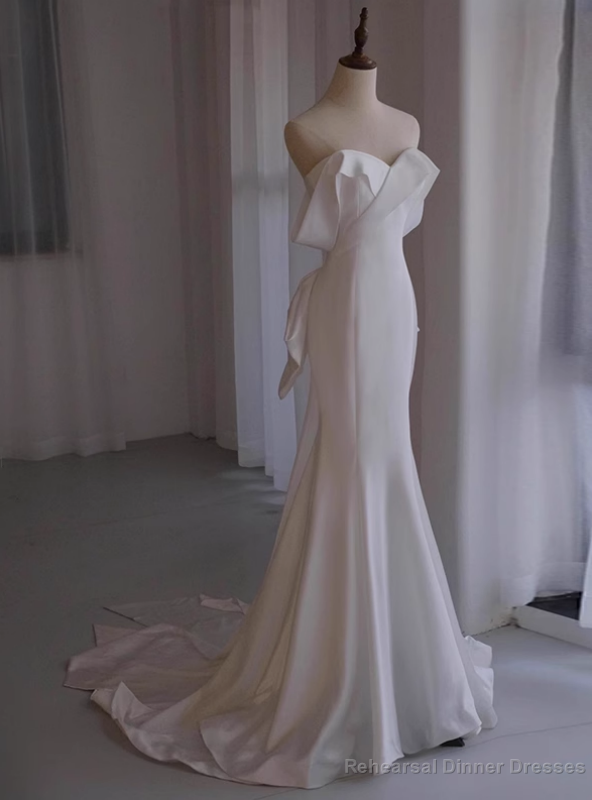 White Mermaid Bow Satin Strapless Wedding Dress Main image
