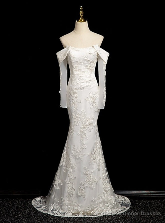 White Mermaid Lace Wedding Dress With Detachable Sleeve Main image