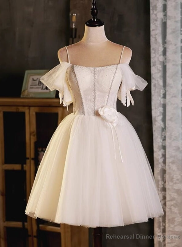 White Spaghetti Straps Tulle Lace Homecoming Dress Main image