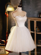 White Sweetheart Neck Tulle Short Prom Dress, Light Champagne Homecoming Dress