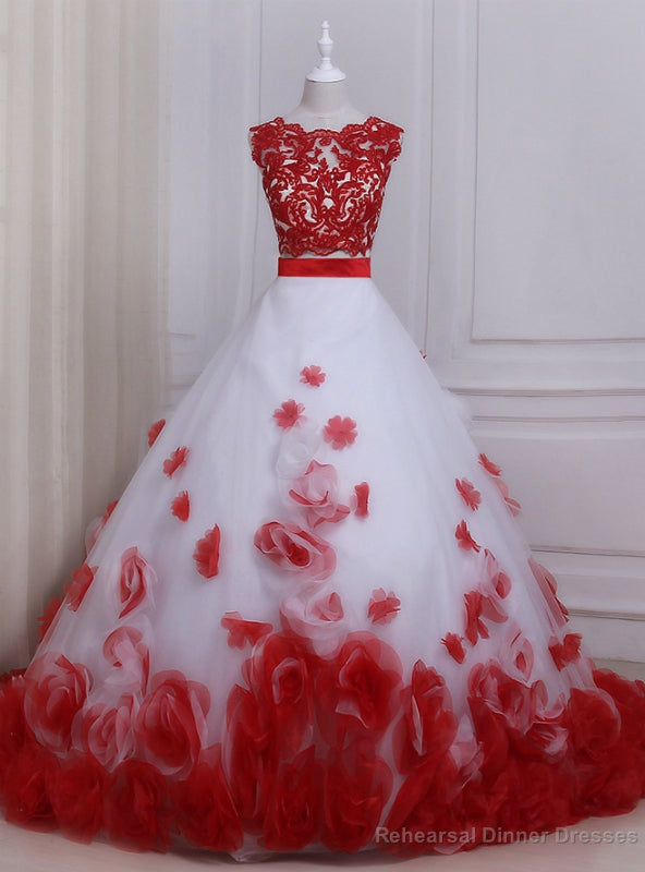 White Tulle Appliques Two Pieces Sleeveless Floor Length Flowers Bridal Gowns