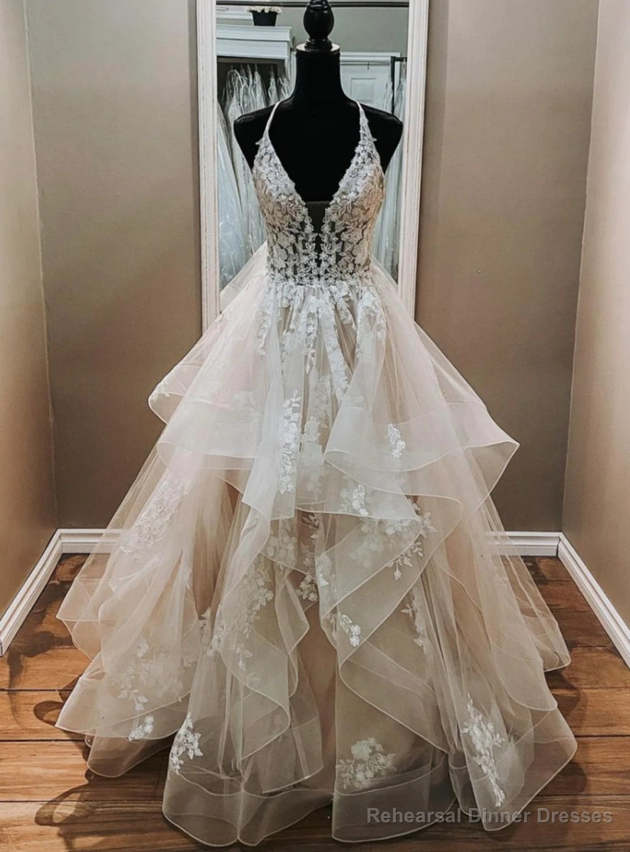 White Tulle Appliques V-neck Wedding Dress Main image