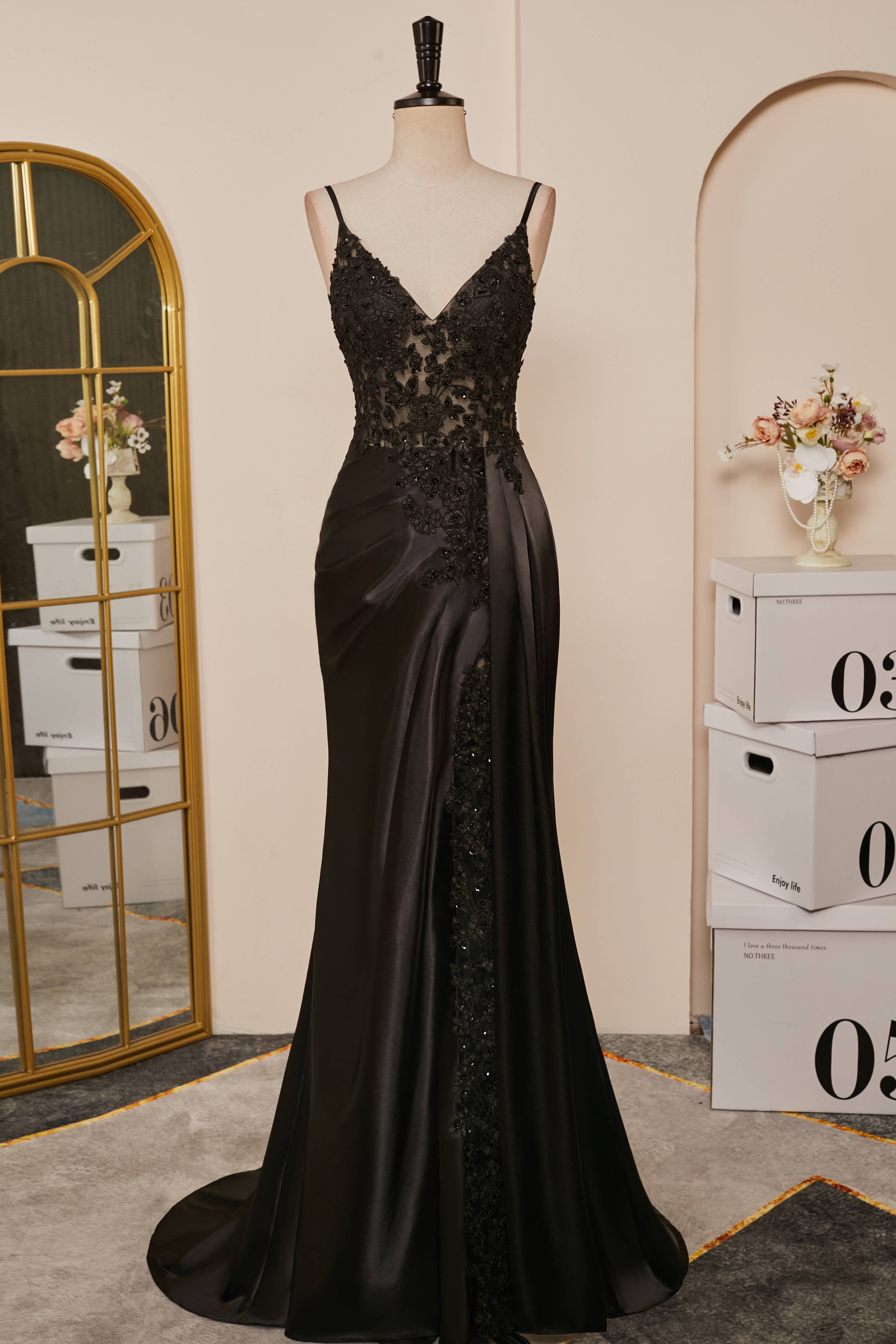 Prom Dresses Shiny, Black Mermaid Pluning V Appliques Long Prom Dress with Slit