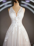 Wedding Dress Train, A-Line/Princess V-neck Court Train Tulle Wedding Dresses with Appliques Lace