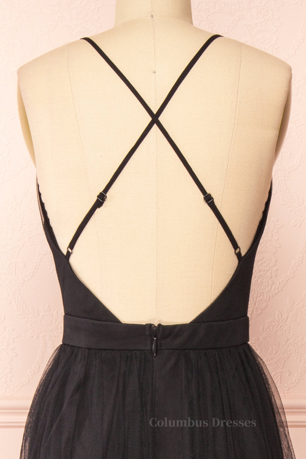 Bridesmaid Dress Sleeveless, Black Plunging V Neck Crossed Back A-line Tulle Long Prom Dress