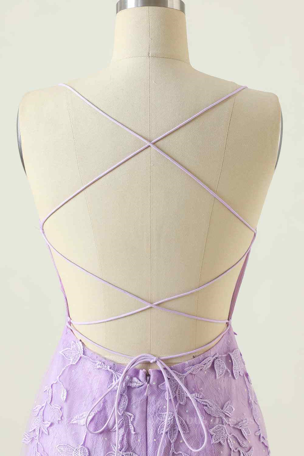 Bodycon Dress, Lilac Sheath Scoop Neck Lace-up Back Applique Mini Homecoming Dress