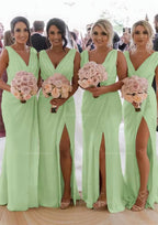 Party Dress For Teen, Sheath/Column Cowl Neck Sleeveless Chiffon Bridesmaid Dresses With Pleated Split