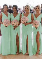 Party Dress For Teens, Sheath/Column Cowl Neck Sleeveless Chiffon Bridesmaid Dresses With Pleated Split